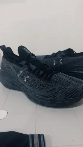 Tenis Masculino Under Armour Charged original