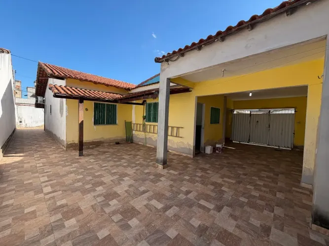 Casa 2 quartos em condomínio em manilha.