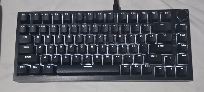 Teclado mecânico Akko 820