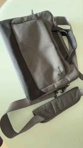 Maleta Targus Slimcase Cypress Ecosmart