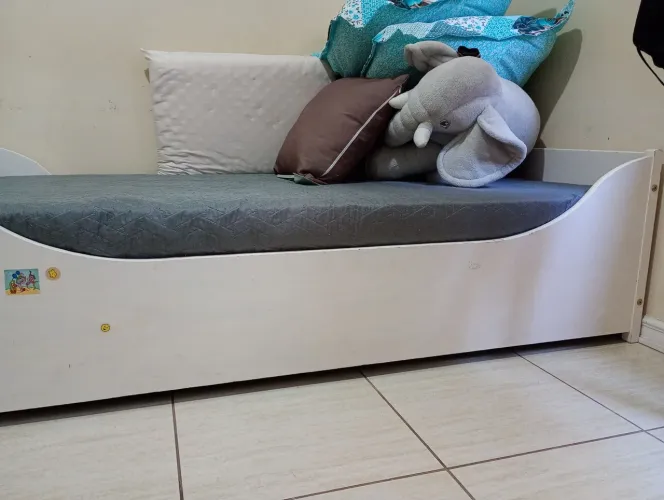CAMA + COLCHAO INFANTIL