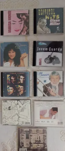 CDs e DVDs ORIGINAIS - DIVERSOS - R$ 10,00