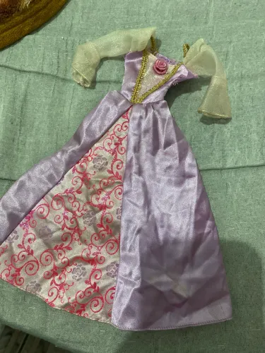Vestido Barbie Rapunzel
