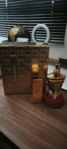 Lata Perfume Caixa