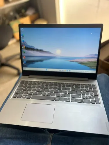 Notebook Lenovo i5 10 th