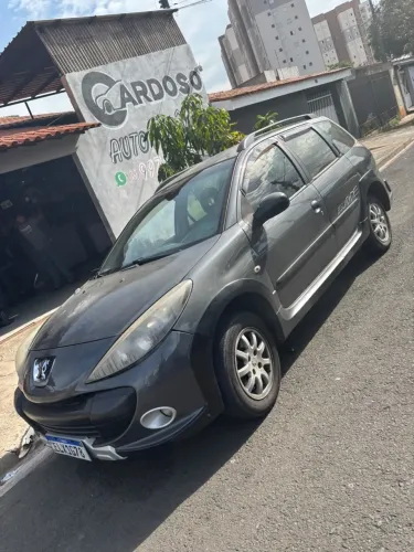 Peugeot 207 SW Escapade 1.6 16V Flex 5P 2010