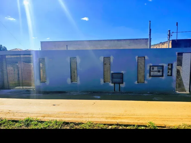 Vendo ou troco casa em Sarzedo, oportunidade!
