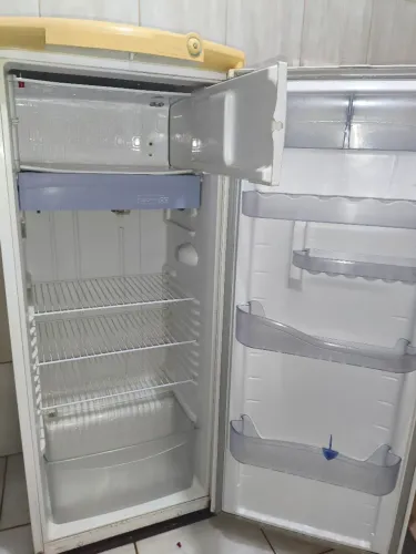 Geladeira Consul modelo antigo