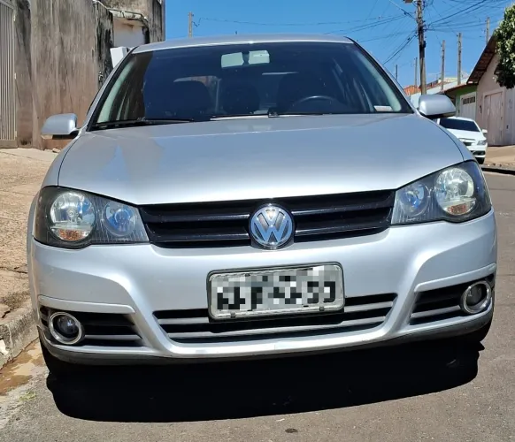 Volkswagen Golf Sportline 1.6 MI Total Flex 8V 4P 2012