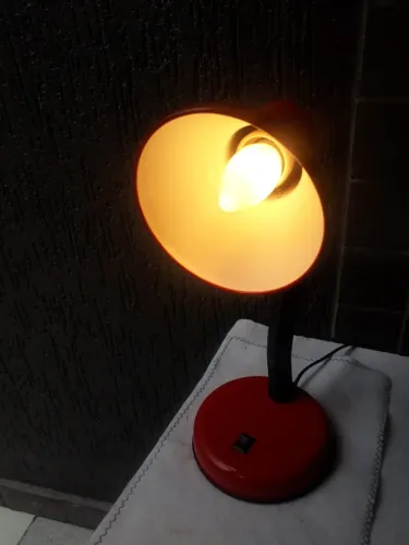 Abajur de Mesa com Lampada