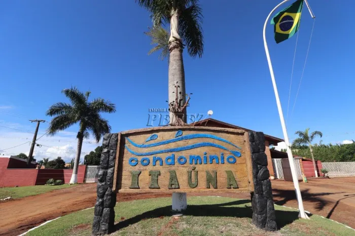 Chácara à venda e locação no Condomínio Itaúna em Ibiporã.