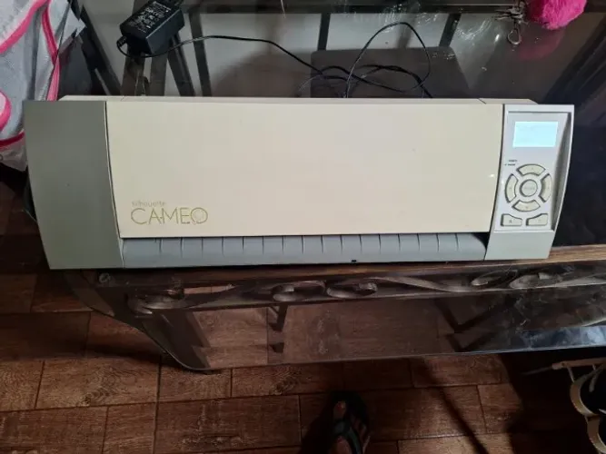 SILHOUETTE CAMEO 2