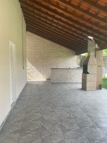 VENDO CASA EM BADY BASSIT
