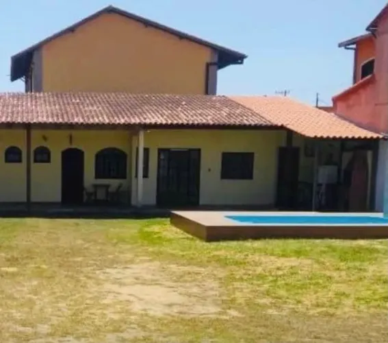 Aluguel Anual / Casa Pé na Areia em Maricá - Piscina, Churrasqueira