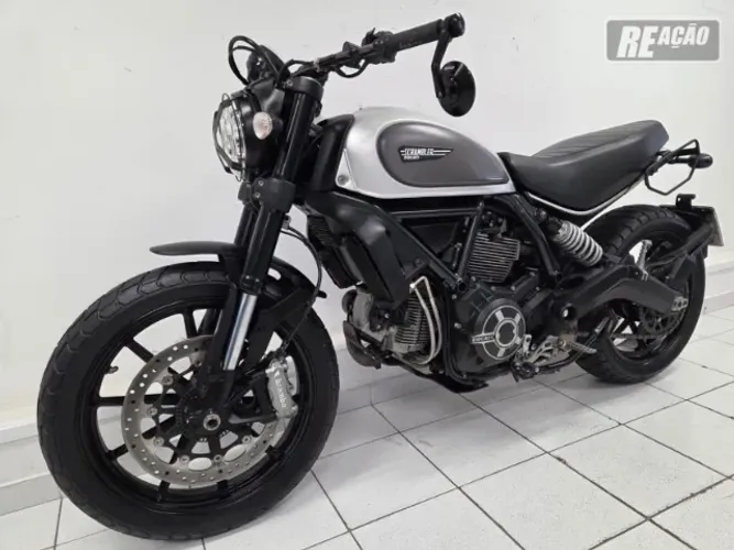 SCRAMBLER ICON 2018 / Reação Suzuki