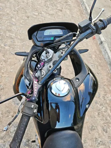 Xre 300 2015