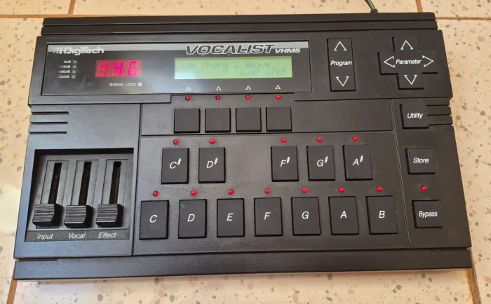 Processador de Harmonia Vocal DigiTech Vocalist VHM5