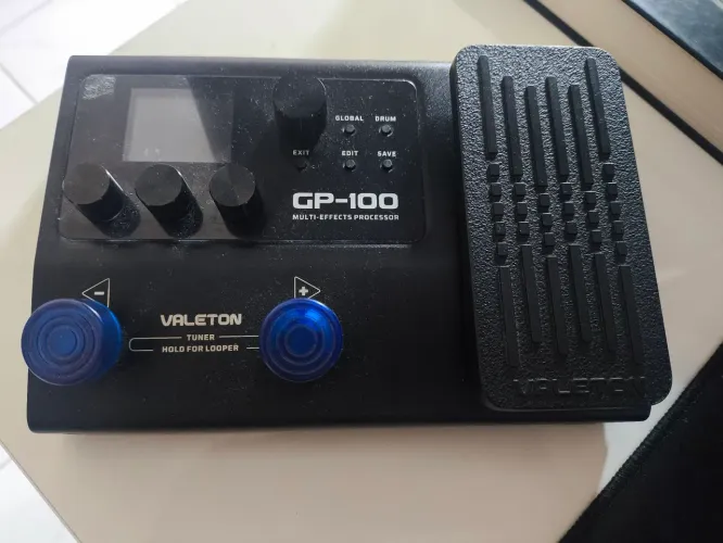 Pedaleira valeton GP-100