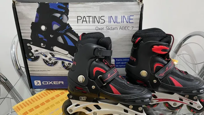 Patins inline semi novo com o kit de segurança!