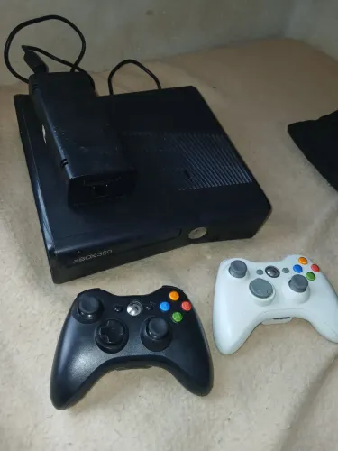Xbox 360 slim desbloqueado com jogos