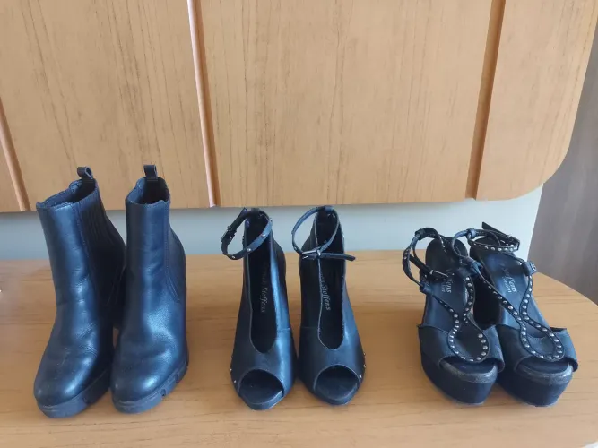 Kit com 6 Sandálias da Arezzo, Carmen Steffens e outras marcas.