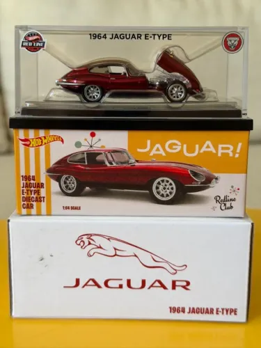 Hot Wheels RLC 1964 Jaguar E?Type - VERMELHO