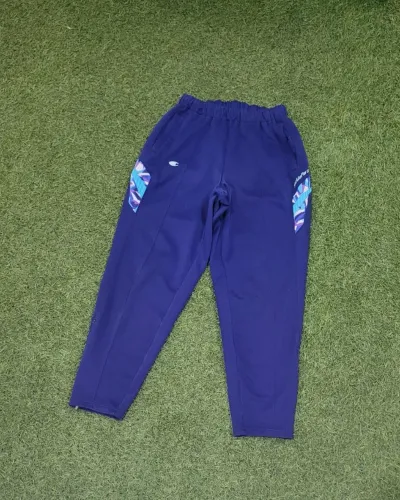 Calça Vintage Esportiva Champion Veste 38/40 confira as medidas