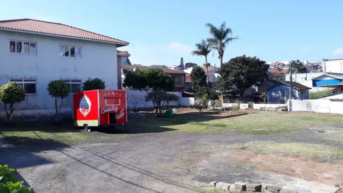 Terreno com 900m² com viabilidade comercial - Estreito em Florianópolis/Sc