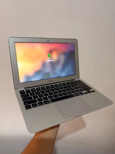 MacBook Air A1465