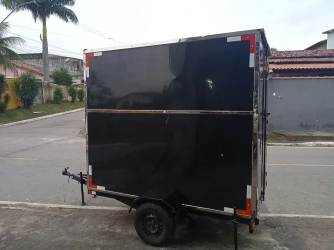Carrocinha baú