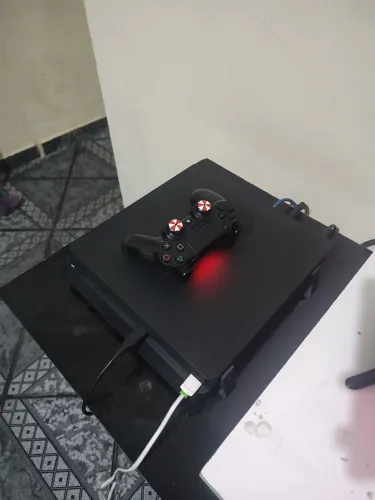 Ps4 slim