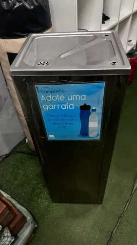 Bebedouro retirada de peças 