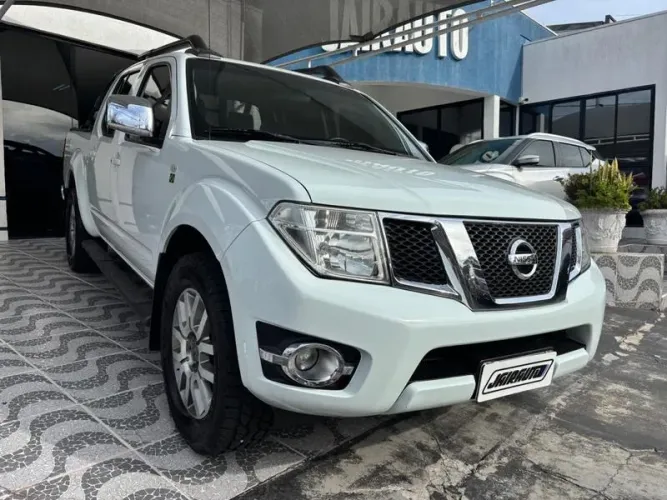 Nissan Frontier SL CD 4X4 2.5tb Diesel AUT 2016