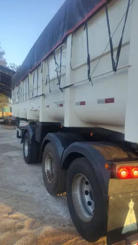 Caçamba Randon