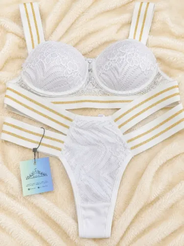 Conjunto de Lingerie Branco Bordado | Novo