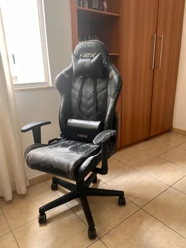 Cadeira gamer DXRacer Nex