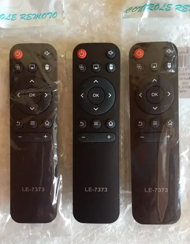 CONTROLE REMOTO PARA PROJETOR 