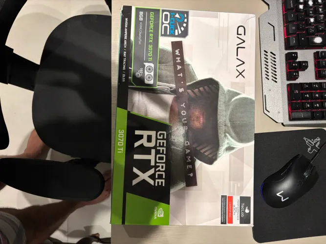 Placa de Vídeo RTX 3070 ti, 2 ventus, marca GALAX. Volto dinheiro em placa melhor.