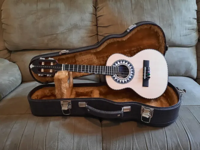 Cavaquinho Fernando Paizinho Luthier