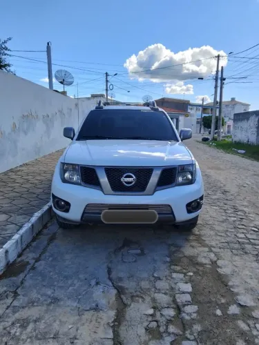 Nissan Frontier SV Attack CD 4X2 2.5 TB Diesel 2014