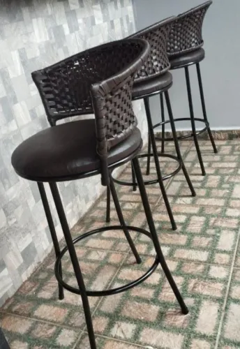 Vendo duas baquetas de junco semi novas- impecáveis.