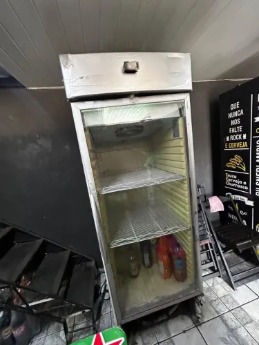 Cervejeiro Expositor 550L