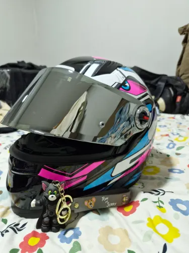 Capacete Ls2 , +viseira espelhada.