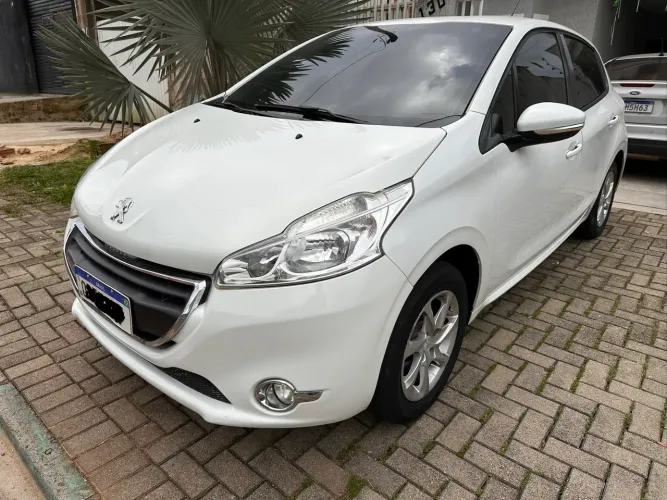 Peugeot 208 Active/active Pack 1.5 Flex 8V 5P 2016