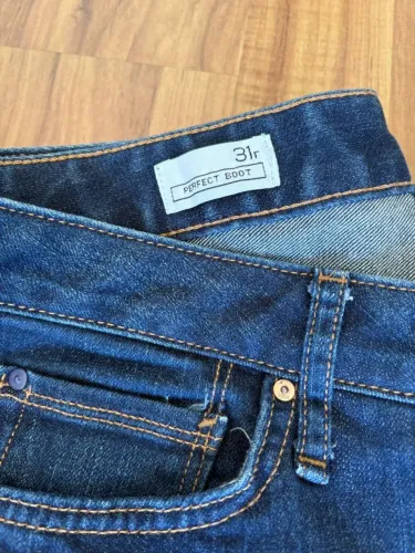 Calça GAP Flare Feminina Tam 31R americano equilavalente a  42 Nova, Importada