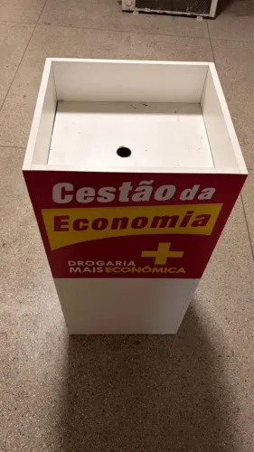 VENDO GÔNDOLA