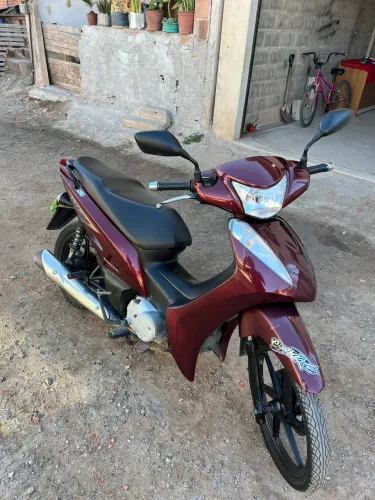 Vendo honda biz 125 ex flex
