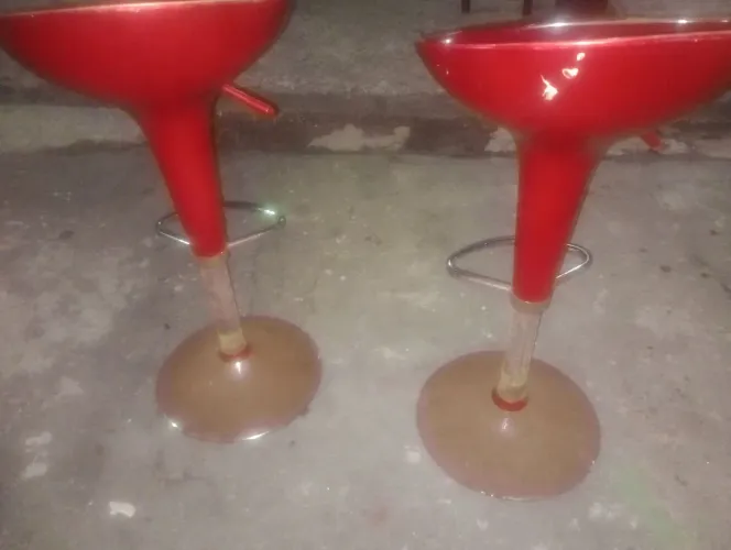 Vendo banqueta de giro 320 reais