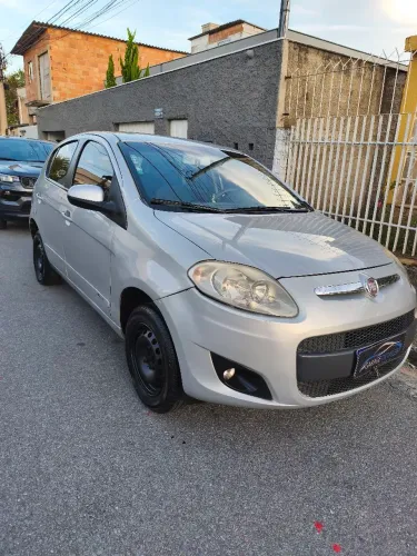 Fiat Palio Attractive 1.0 EVO Fire Flex 8V 5P 2013