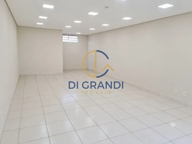 Sala Comercial para Locação no Centro de Campinas-SP: 1 Sala, 1 Banheiro, 65,00 m² de Área